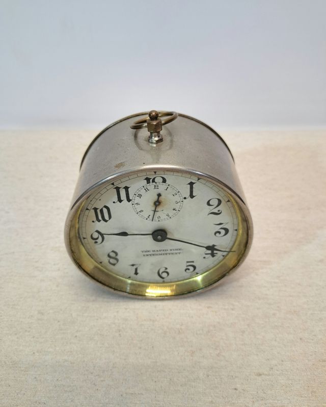 Reloj despertador antiguo.