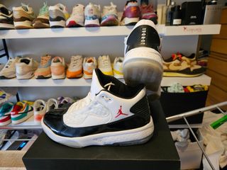 Jordan Max Aura 2