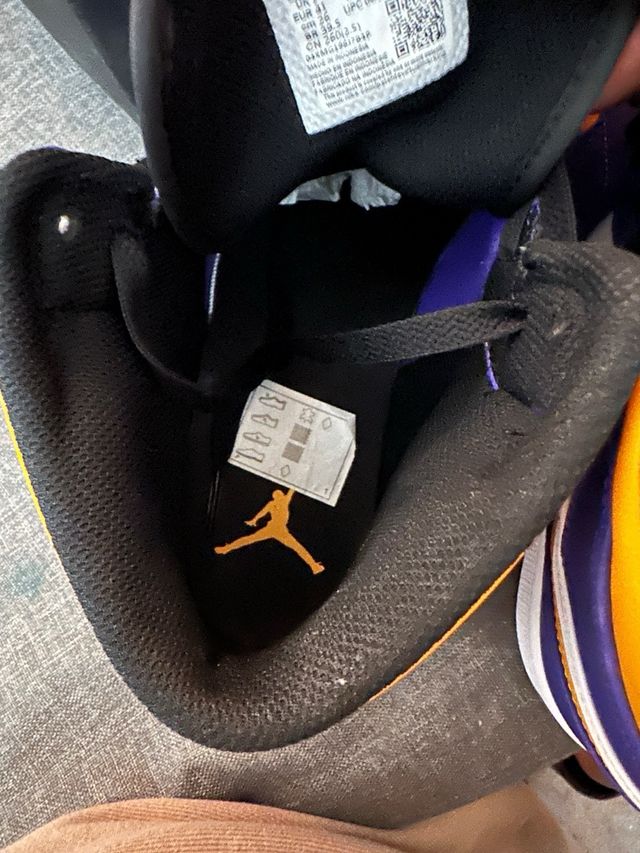 Air jordan 1 mid talla 41