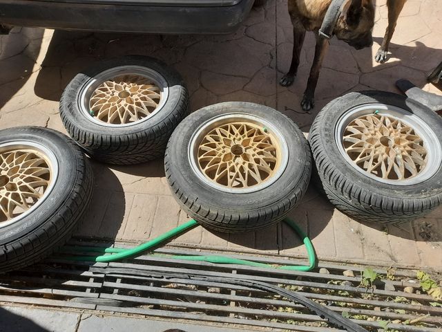 Porsche 924 llantas 15 et19 EXIP 156177