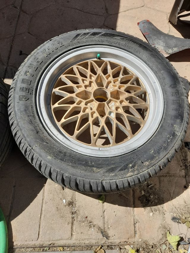 Porsche 924 llantas 15 et19 EXIP 156177