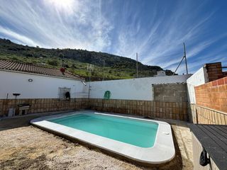 Piscina prefabricada poliester