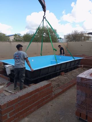 Piscina prefabricada poliester