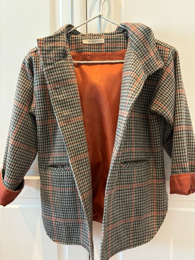 Chaquetón cuadros capucha Mia y Lia T.8