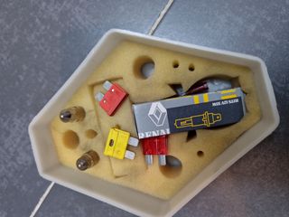 Caja luces Renault