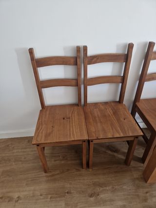 Mesa comedor madera Macisa y 4 sillas