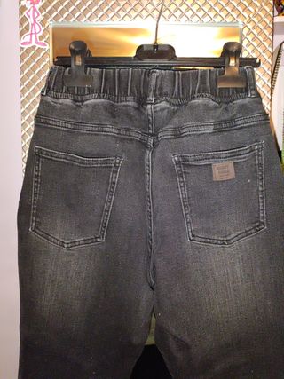 Pantalón vaquero negro de niño 