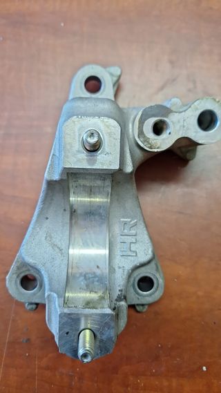 SOPORTE MOTOR MAZDA S/N