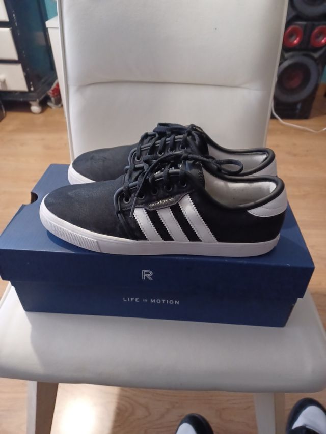 Zapatillas. Adidas #40.5 autenti