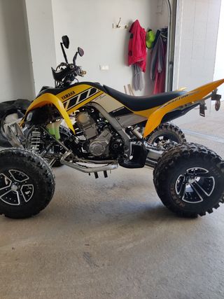 Yamaha raptor 700