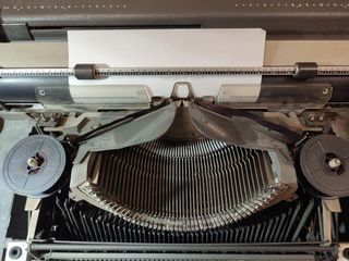 Maquina de escribir olivetti