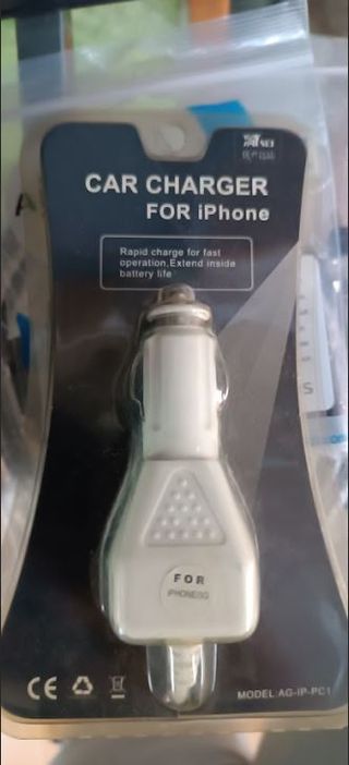 Cargador para iPhone coche