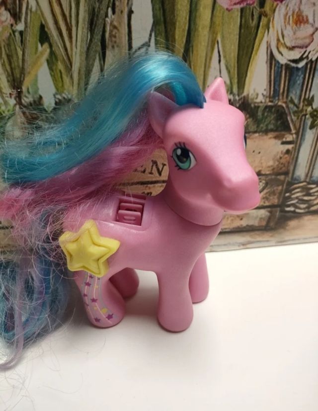 PEQUEÑO PONY ROSA CON MECANISMO
