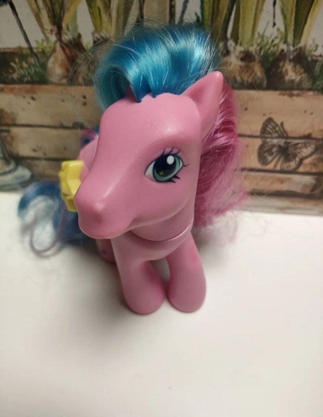 PEQUEÑO PONY ROSA CON MECANISMO