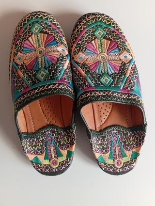 Zapatos de mujer estilo marroquí