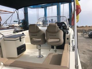 Barco Quicksilver activ sundeck 755