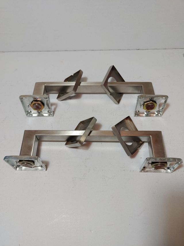 AGARRADOR DE ACERO INOXIDABLE