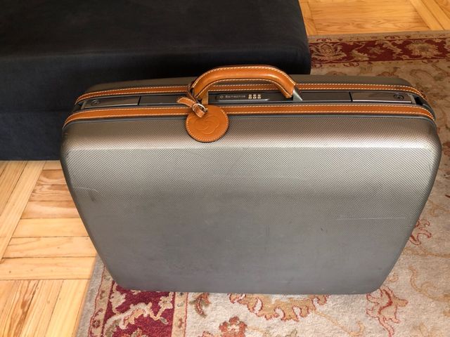 Sansonite Maleta Ekegante solo 50 euros