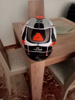 Casco total mente nuevo es taya L