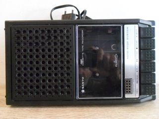 REPRODUCTOR Y GRABADORA DE CASETE SANYO POR 25 EUR