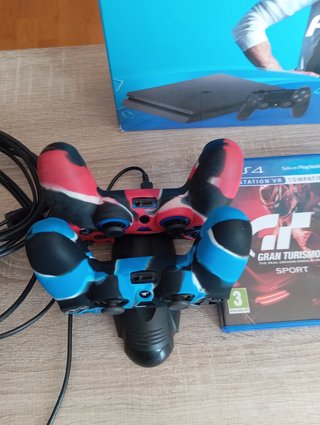 PS4 Slim 1tb (cambio por un iPhone 12 o +)