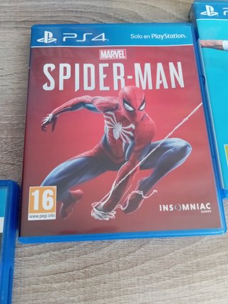 PS4 Slim 1tb (cambio por un iPhone 12 o +)