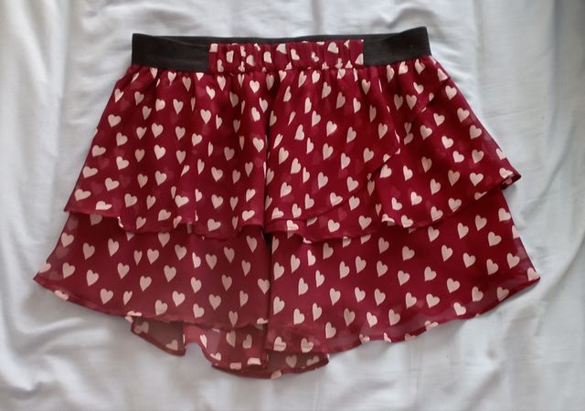 Falda volante corazones