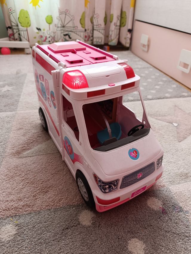 Ambulanza Barbie