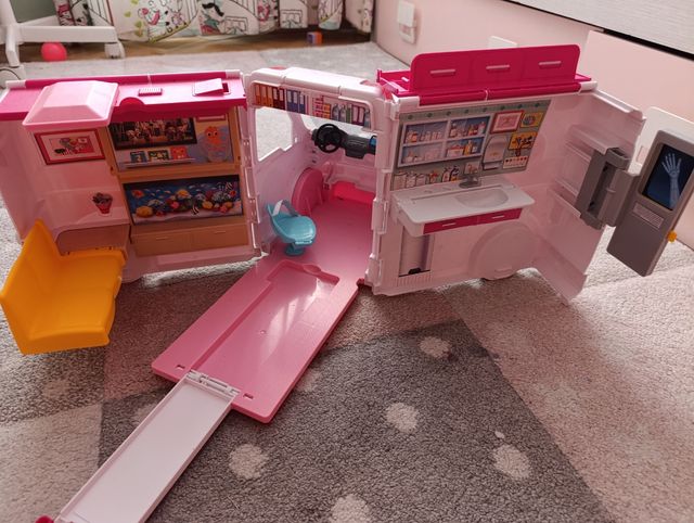 Ambulanza Barbie