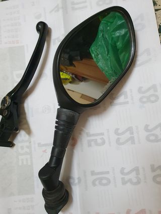 MANETA Y RETROVISOR KIMKO 300