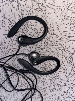 Auriculares Philips con cable