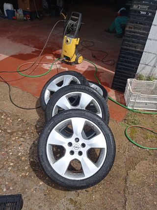 Llantas bertone opel