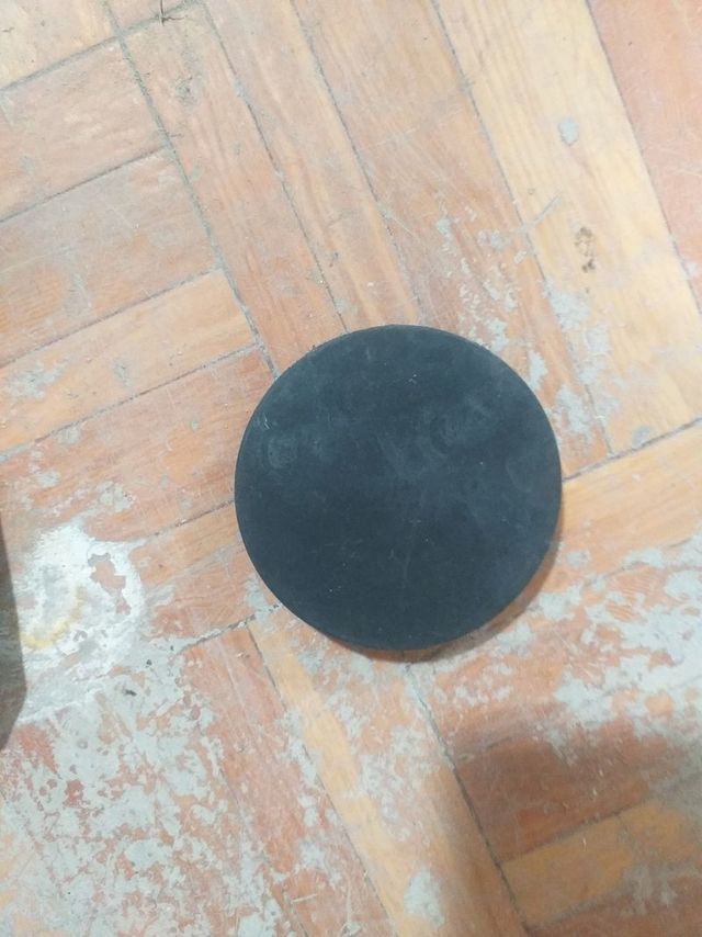 tapa llanta typhoon 2001