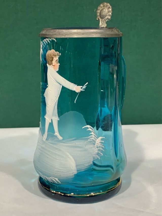 Jarra de vidrio de uranio “Mary Gregory”