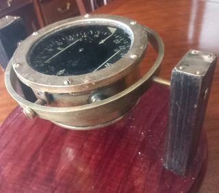 Brujula de barco inglesa autentica