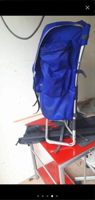 Mochila trekking y montaña con estructura aluminio