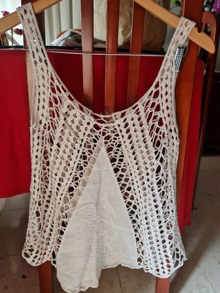 Falda y blusa de verano.