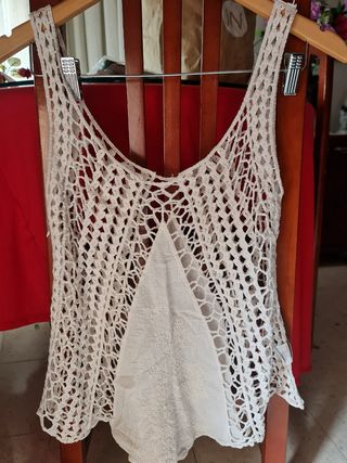 Falda y blusa de verano.