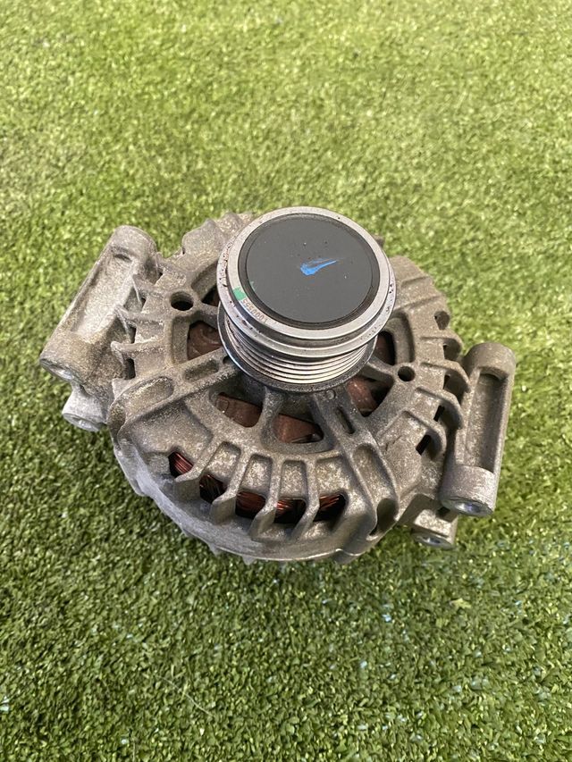 Alternador VW 06J 903 023 H