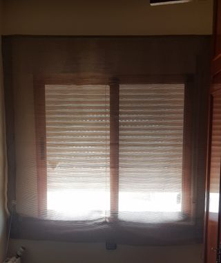 Estor plegable marrón