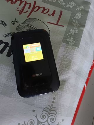 Router portátil  tenda 4g