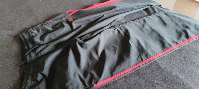 Pantalón Adidas Retro 90