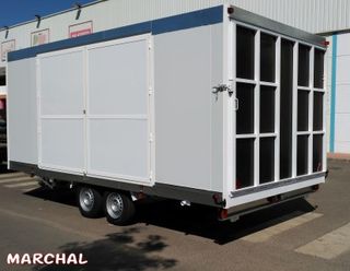 remolque porta vehículos cerrado