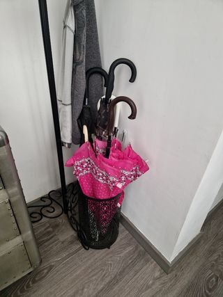 Paraguero hierro forjado negro