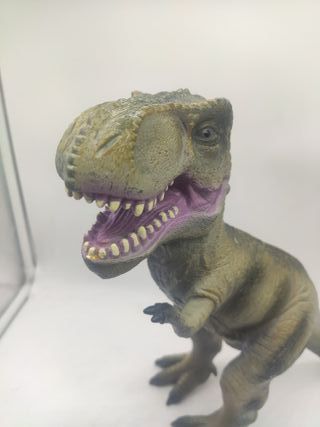 Tiranosaurio rex Eurekakids  blandito juguete