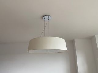 Lámpara beige techo salón 40