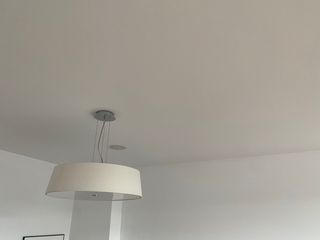 Lámpara beige techo salón 40