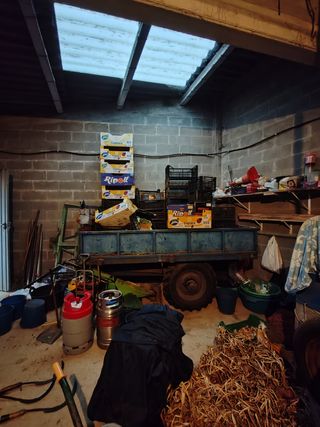 Remolque tractor con tracción y botella