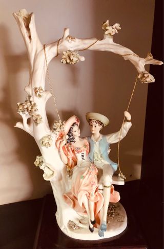 Statuina Valentino 40x20 finemente decorata