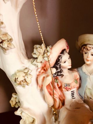 Statuina Valentino 40x20 finemente decorata